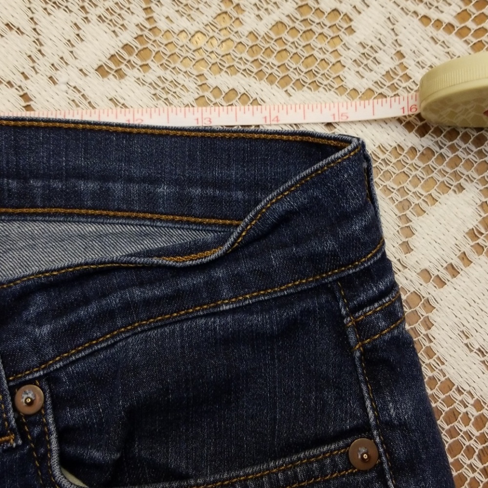 J Brand Capri Jeans - Picture 2 of 8